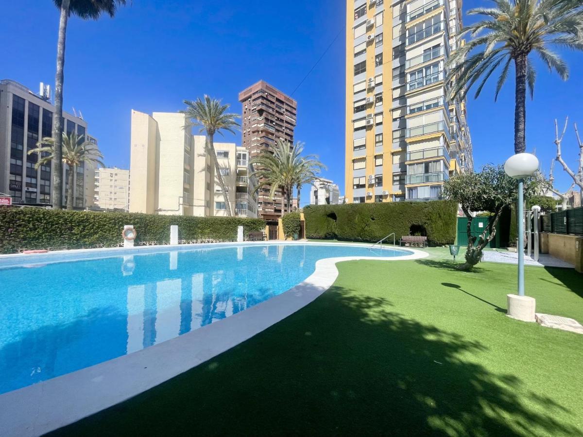 Front Al Mar Levante Beach Benidorm Eksteriør billede
